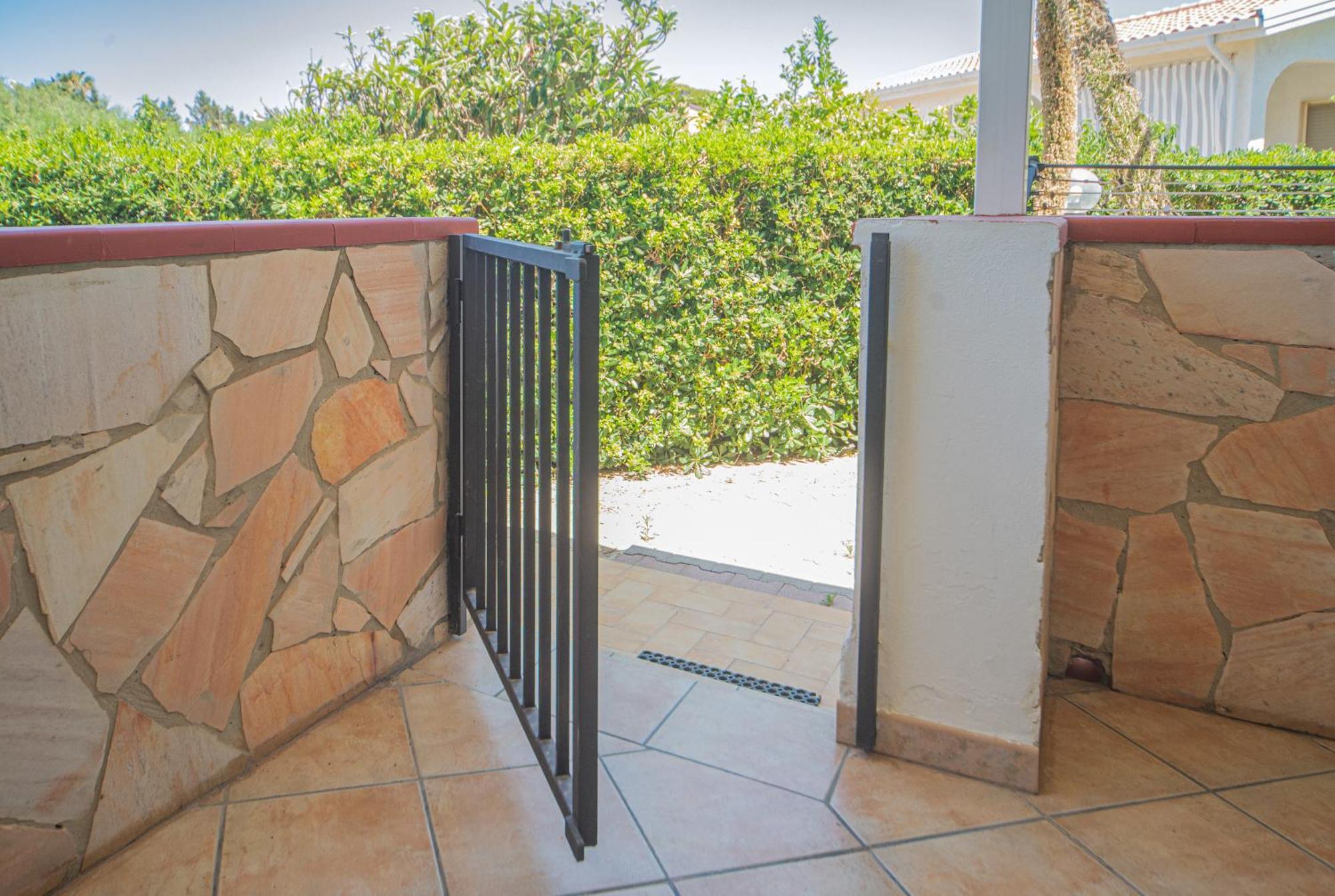 Case Vacanze Mare Nostrum - Villas In Front Of The Beach With Pool Campofelice Di Roccella Luaran gambar