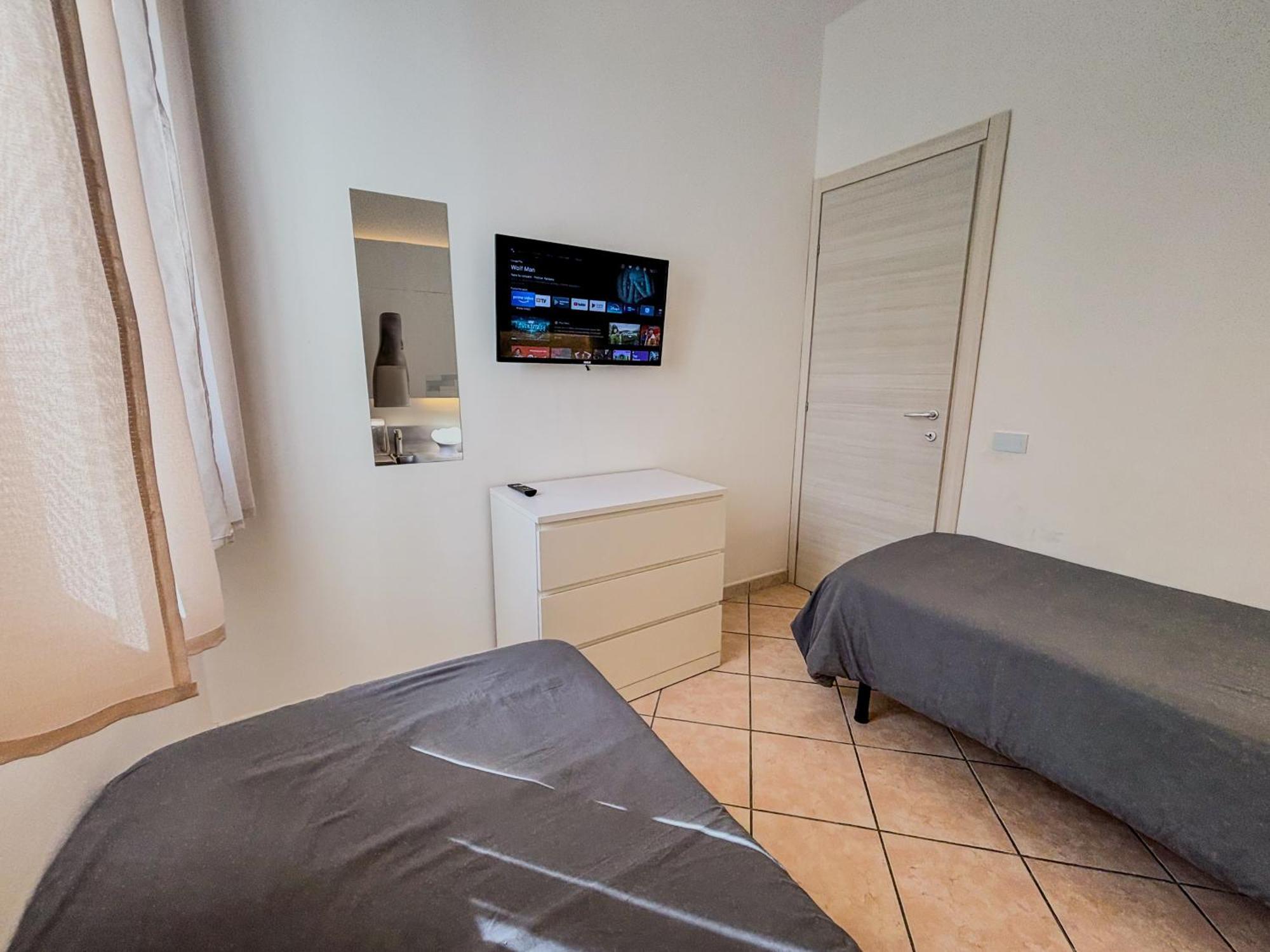 Case Vacanze Mare Nostrum - Villas In Front Of The Beach With Pool Campofelice Di Roccella Luaran gambar