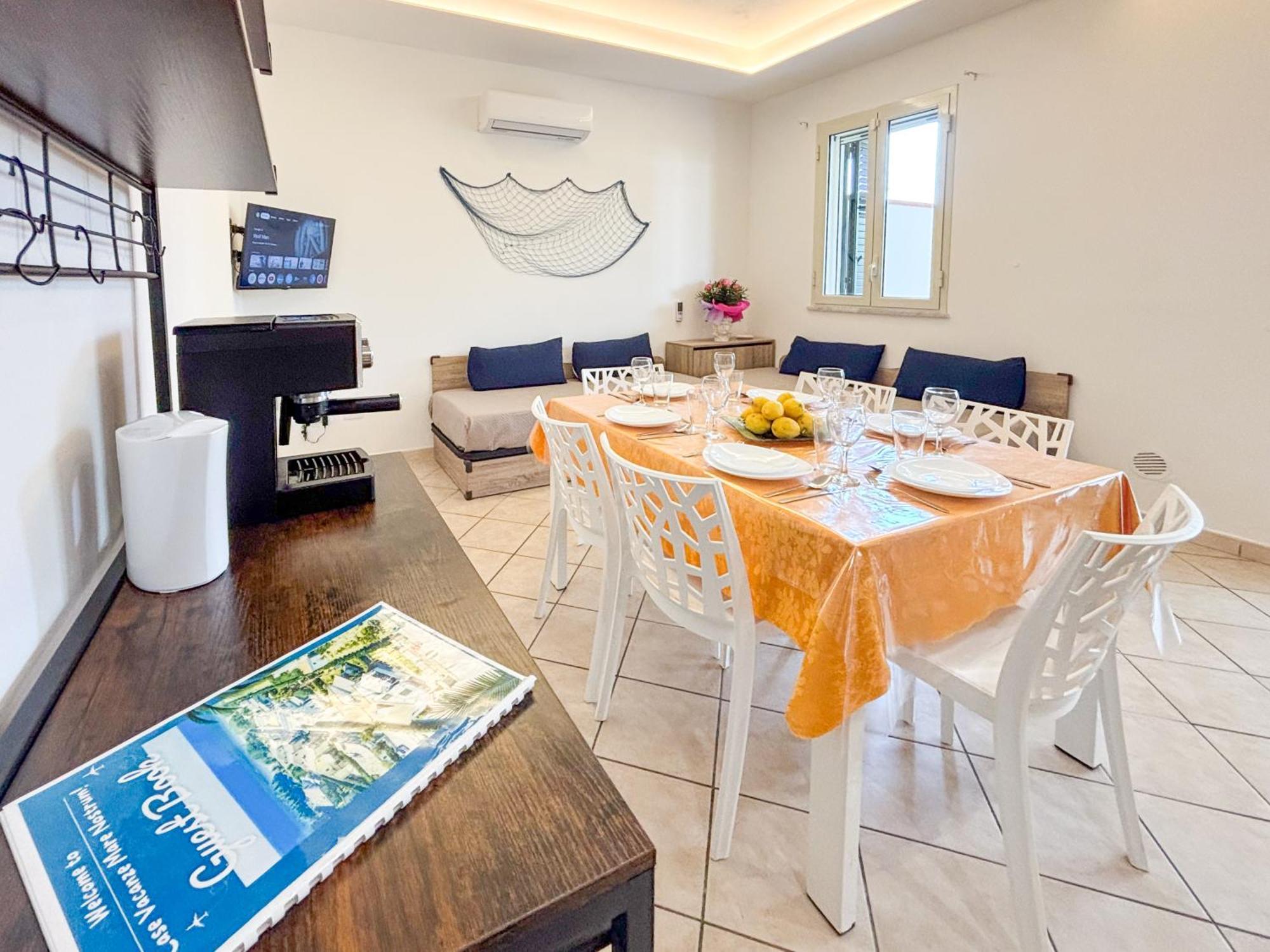Case Vacanze Mare Nostrum - Villas In Front Of The Beach With Pool Campofelice Di Roccella Luaran gambar