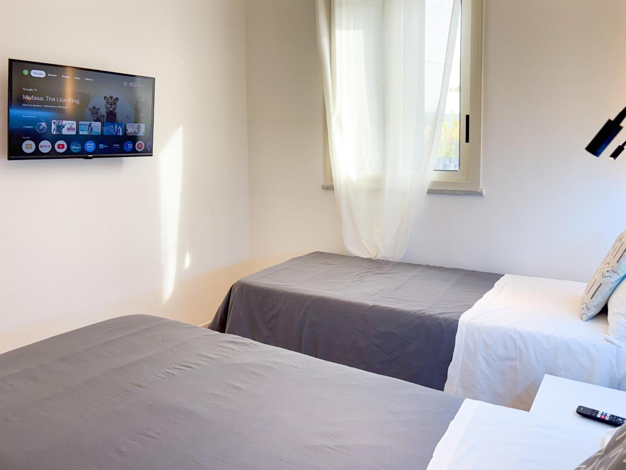 Case Vacanze Mare Nostrum - Villas In Front Of The Beach With Pool Campofelice Di Roccella Luaran gambar